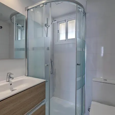 Boulevard 302 * Estepona