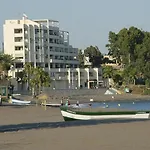 Apartman Boulevard 302 *