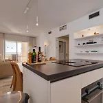 Boulevard 302 Apartman *