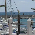 Boulevard 302 Apartman *