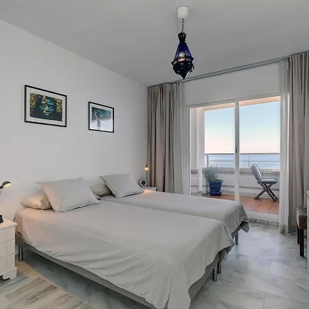 Boulevard 302 *