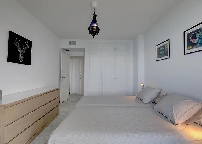 Boulevard 302 Estepona